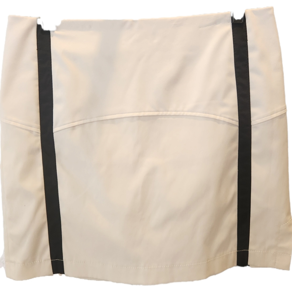 EUC Annika Cutter & Buck white skirt with dual pinstripes and built-in shorts